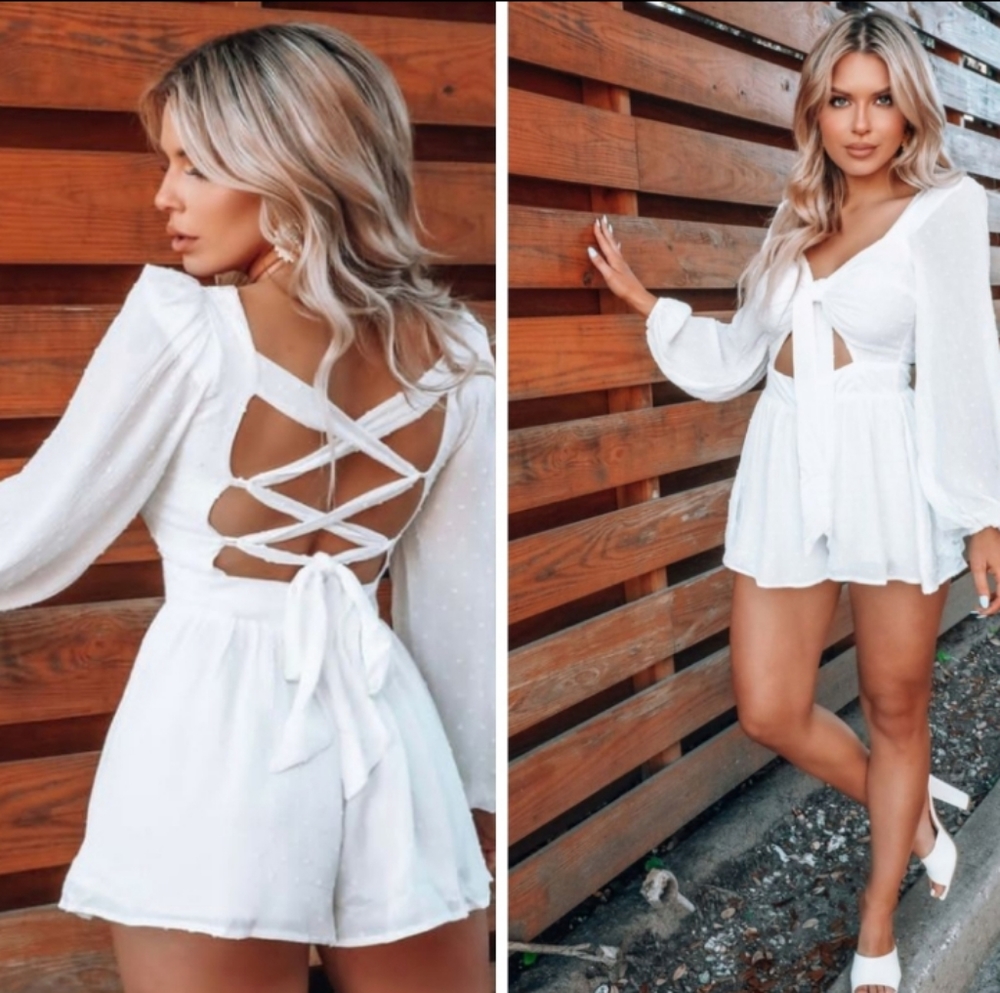 ɴᴡᴛ ʜᴏᴘᴇ's Swiss Dot Tie Front Lace Up Back Romper